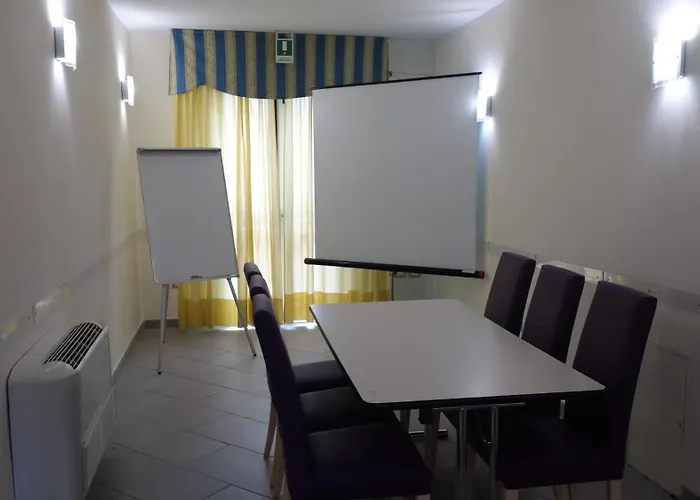 Vandrarhem Vmhostel Montecatini Terme